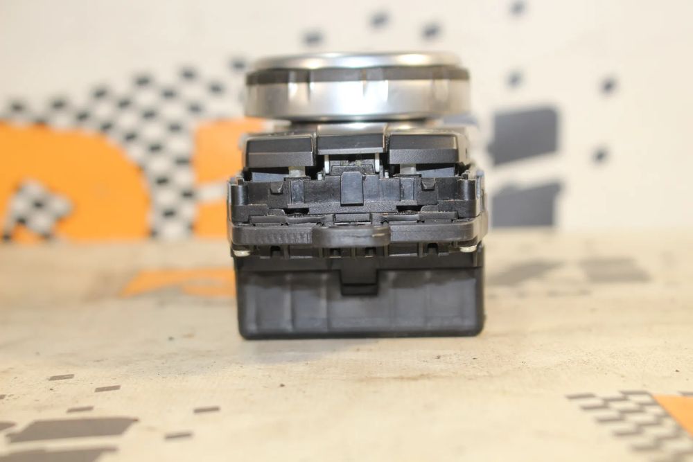 Comando / botão / interruptor multifunções BMW 6 Cabriolet (F12)435186074691184642