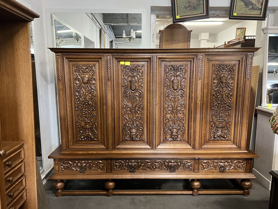 Kredens Neorenesansowy/Bogato rzeźbiony/Raty