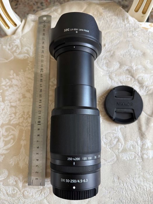 Nikon NIKKOR Z DX 50-250mm f/4.5-6.3 VR Стан - ідеал. об'єктив
