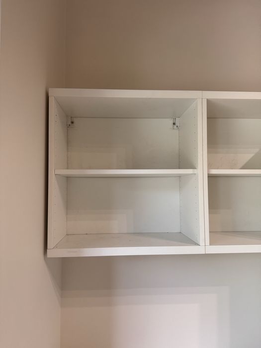 Szafka wisząca Ikea Stuva biala z półką