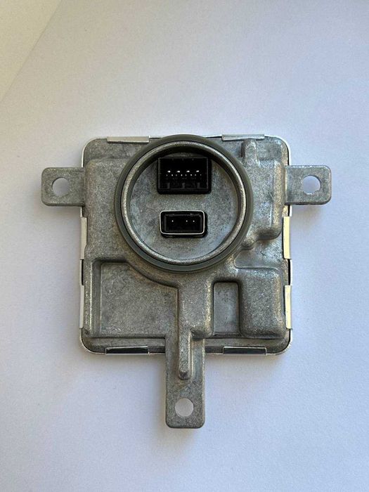Блок розпалювання ксенону  8K0941597E  Audi/VW