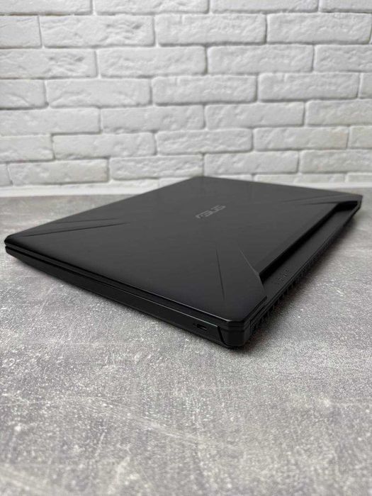 Asus TUF Gaming FX505DT/Ryzen 5 3550H/16GB RAM/512GB SSD/GTX 1650