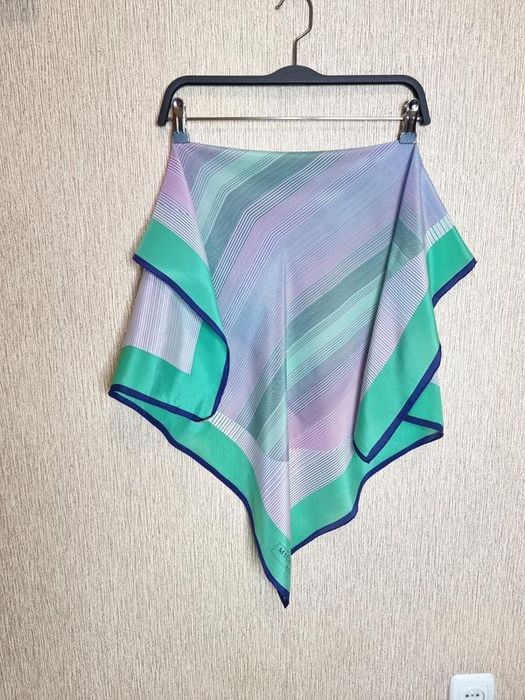 Легка хустка, косинка, натуральний шовк michel paris, оригінал