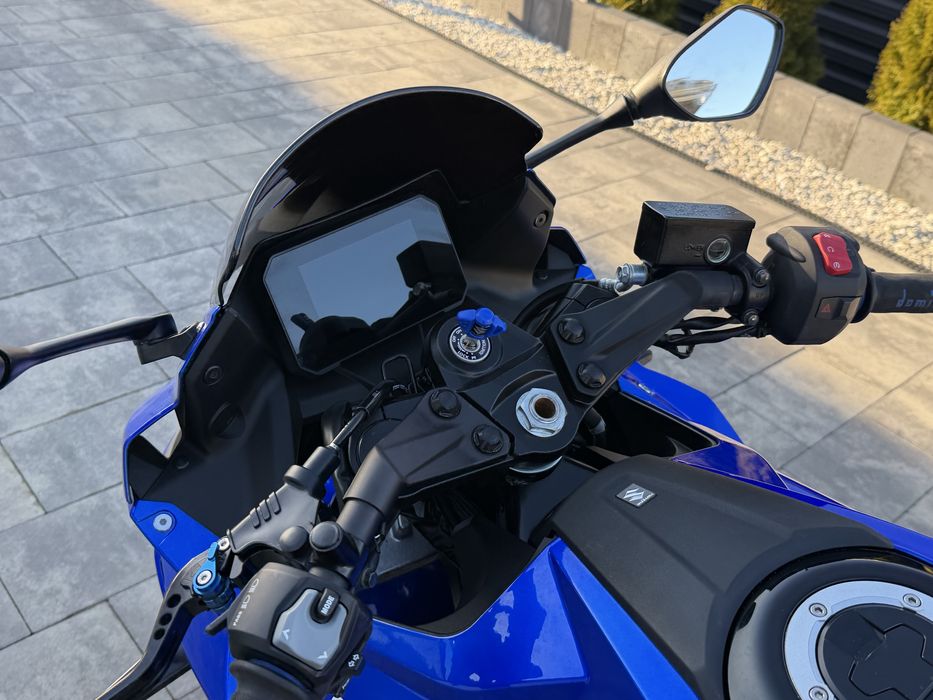 Suzuki gsx 8r 2024