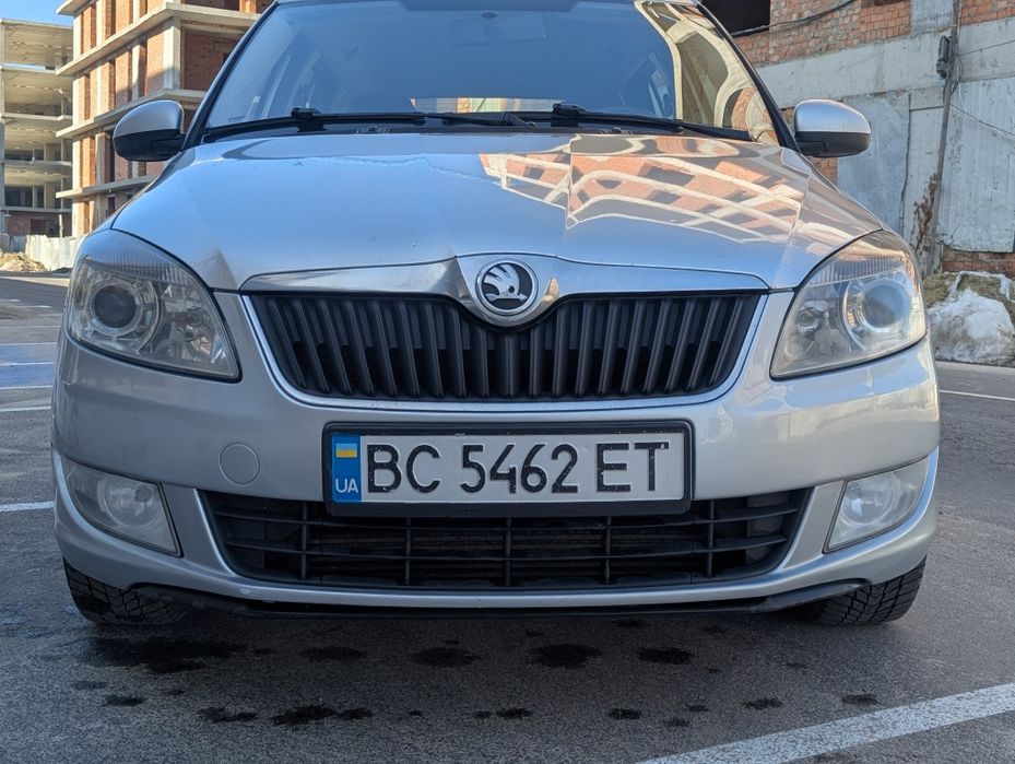 Skoda Fabia 1.6 Дизель  2011 Універсал