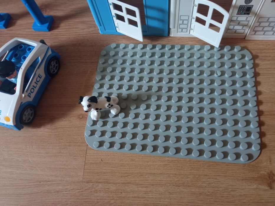Lego Duplo policja