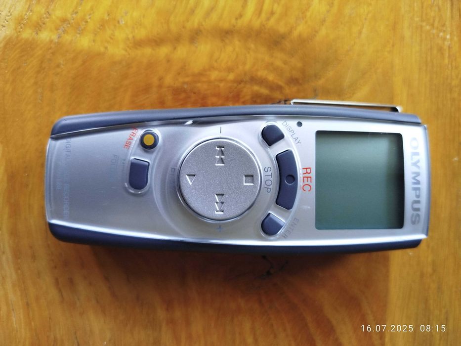 Dyktafon Olympus + dodatkowy mikrofon Sony