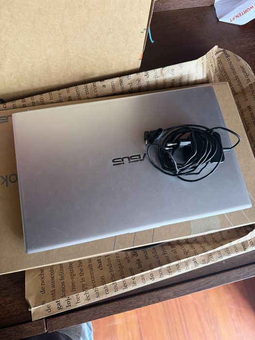 Asus vivobook X512D