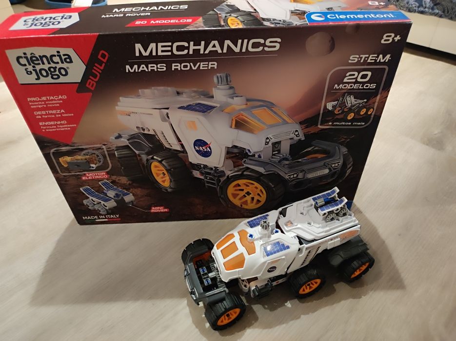 Lego de mecânica com motor elétrico