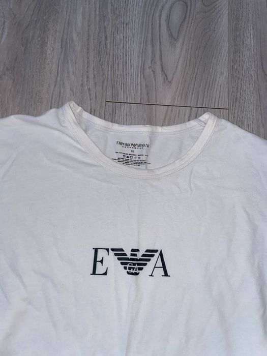 Футболка армані.стан ідеальний без плям.