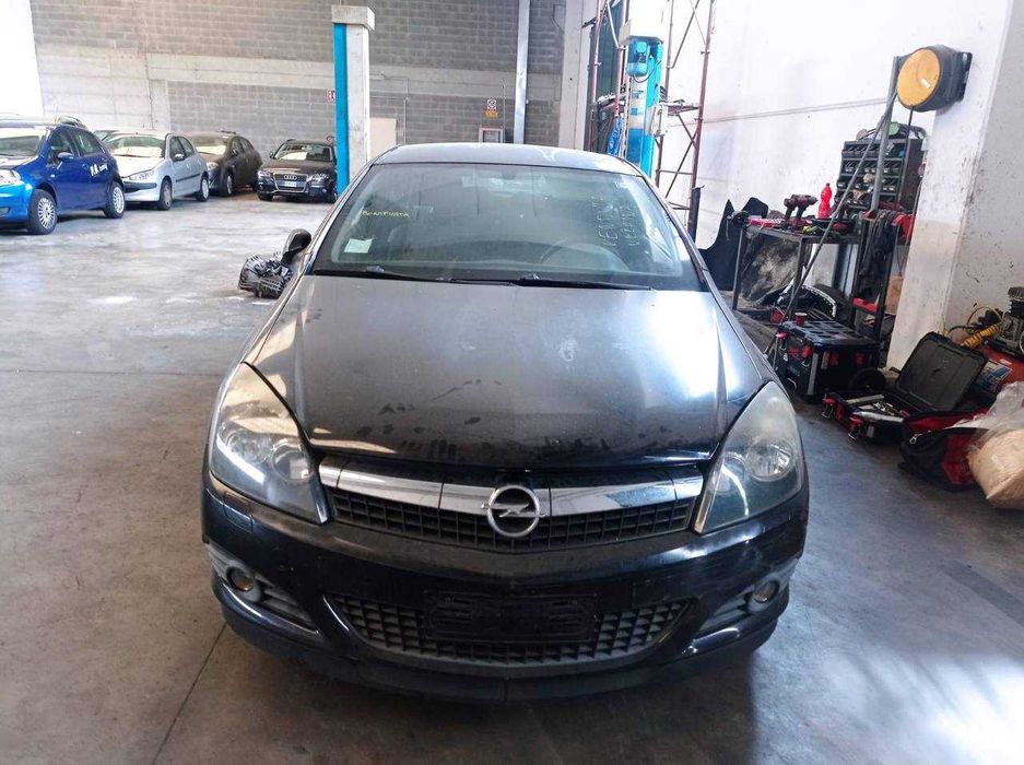 Розборка, шрот, Opel Astra H, Zafira B, Corsa D двигун 1.7 dtr, двері