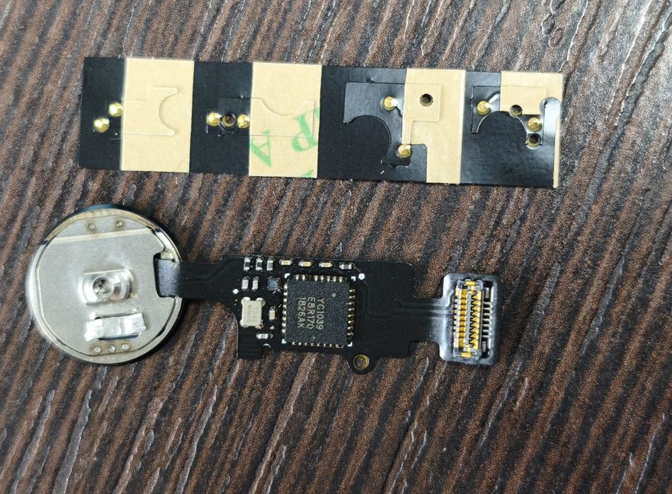 Кнопка универсальная Iphone 7,7plus,8,8plus  одним лотом в одни руки.