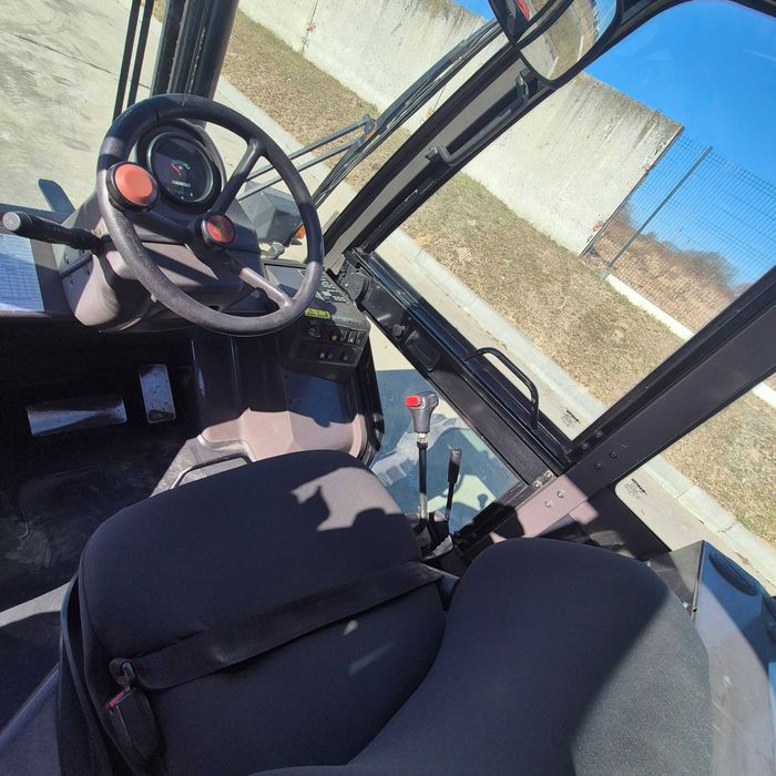 Навантажувач MANITOU 2,5 тон 2017р.