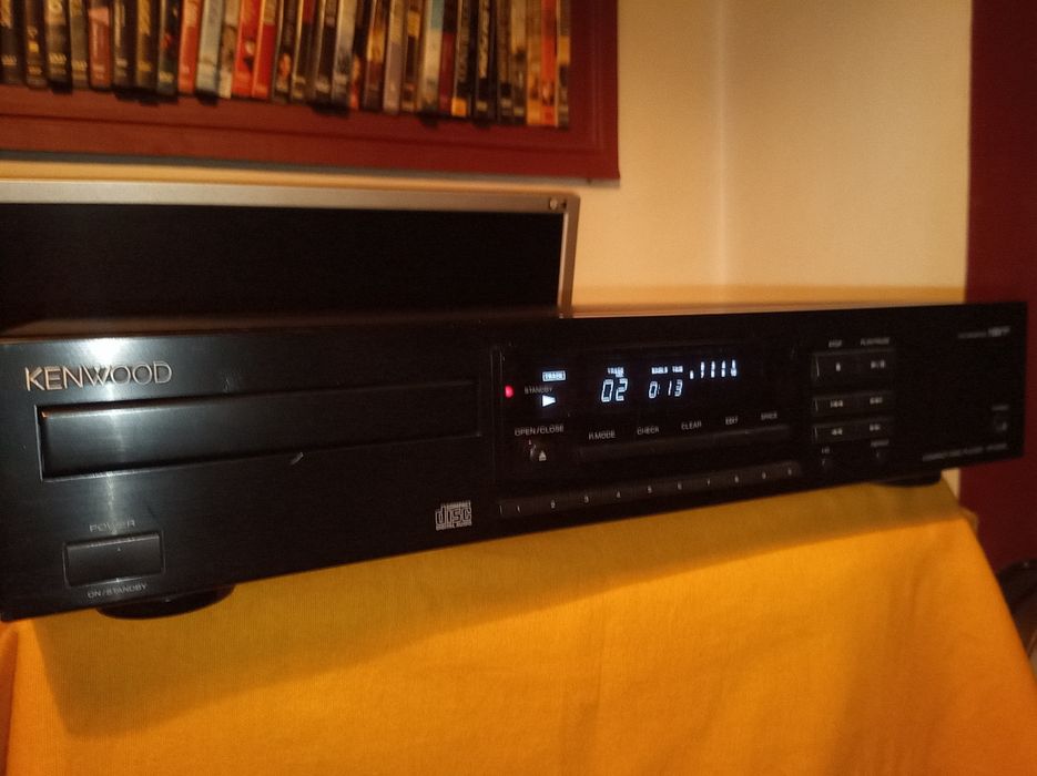 Leitor de Cd's Kenwood  mod DP 2080