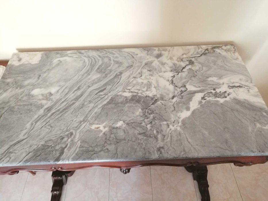 Consola antiga c/ tampo mármore