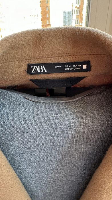 Класичне чоловіче пальто