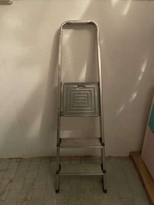 Escadote de Alumínio - 3 degraus