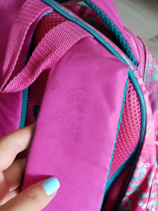 Новый школьный рюкзак. Портфель для девочки 1-4 клас