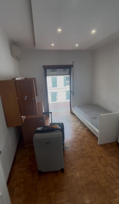 Arrendamento de quarto para estudante em Coimbra