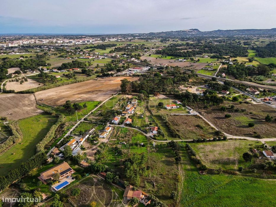 Terreno com 5500m à entrada do Pinhal Novo - Palmela