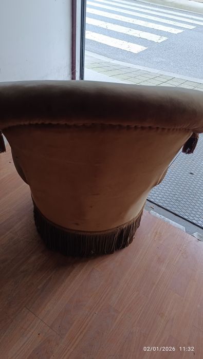 Senhorinha em veludo