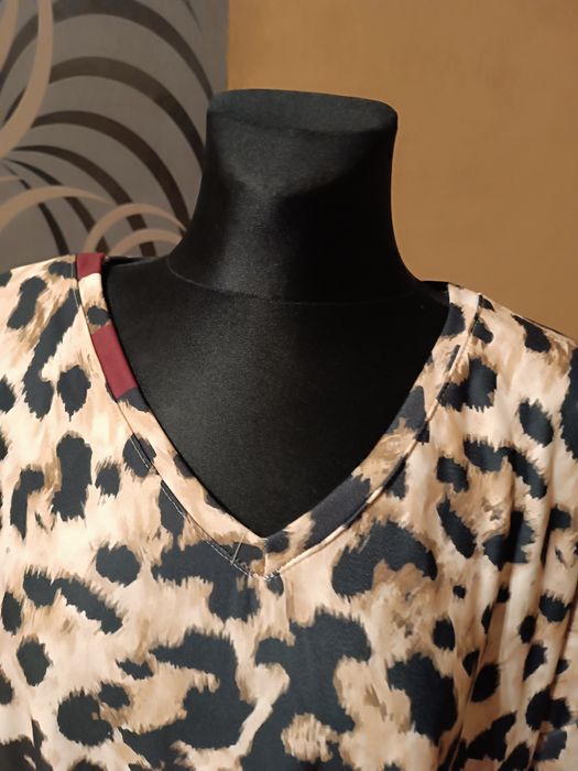 Sukienka panterka damska