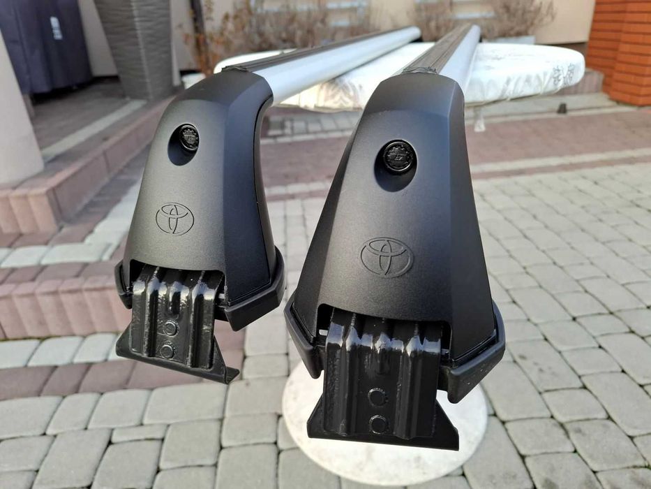 Oryginalny Bagażnik Dachowy Toyota Corolla E15 Belki Poprzeczki Thule