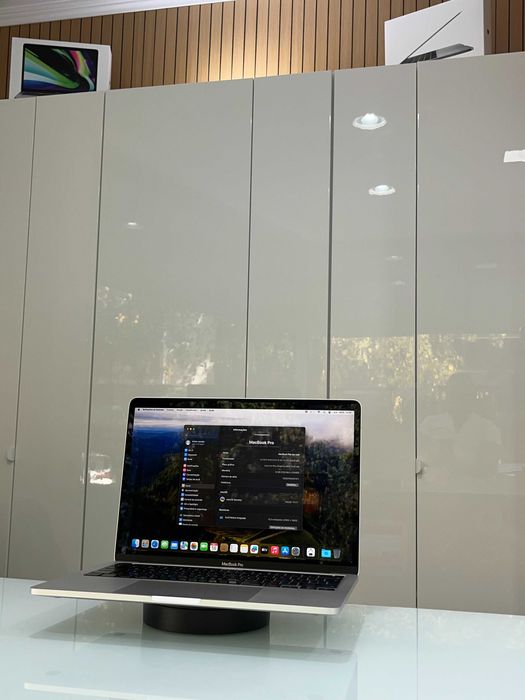 Macbook Pro 13 TouchBar de 2020 Usado com Garantia, Visite a TecnoLoja