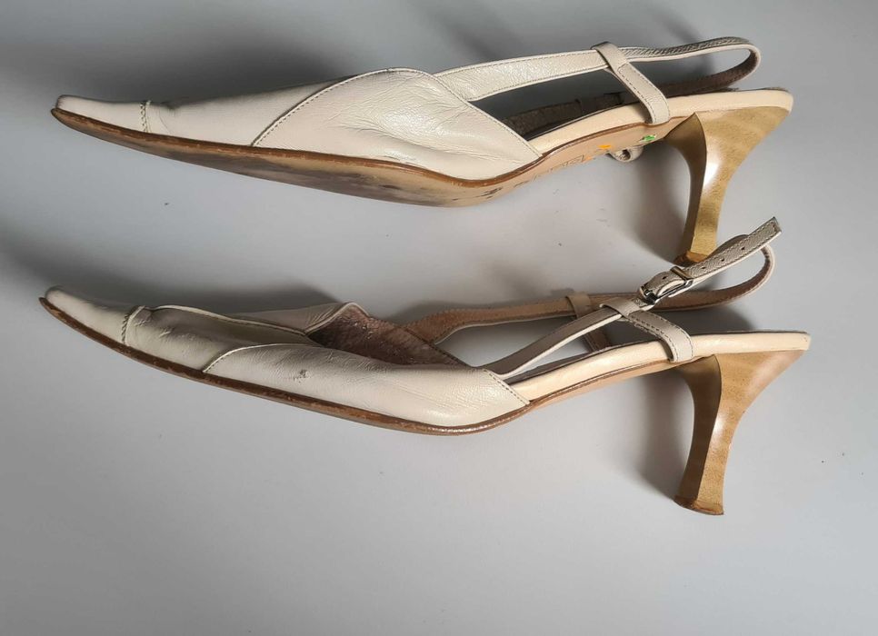Skórzane buty z odkryta piętą z czubem roz 39
