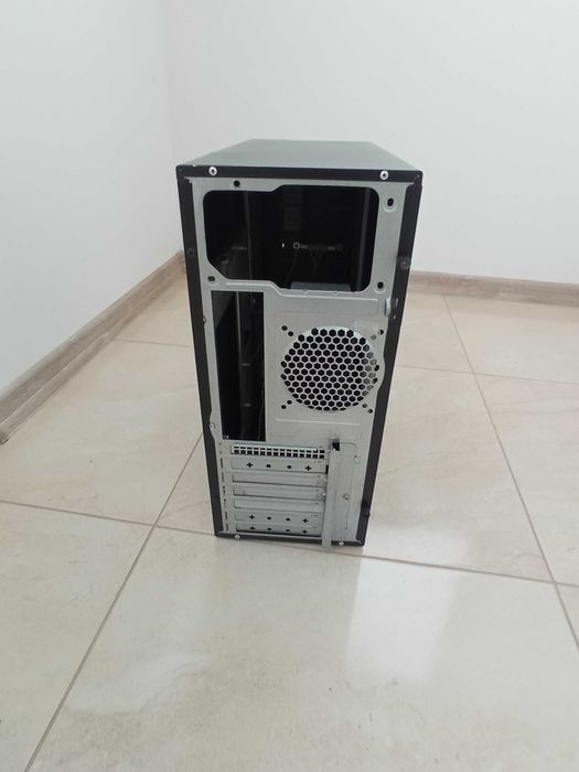 Корпус для ПК ATX Delux
