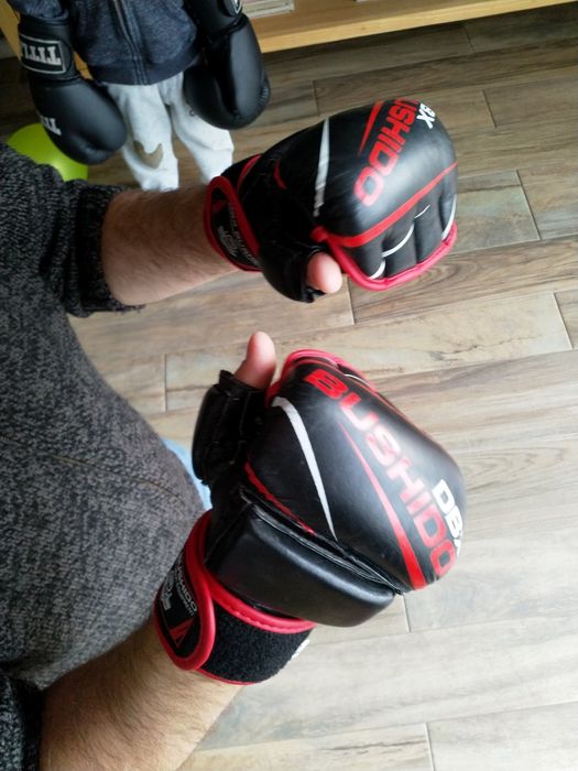 Skórzane rękawice Bushido Mma