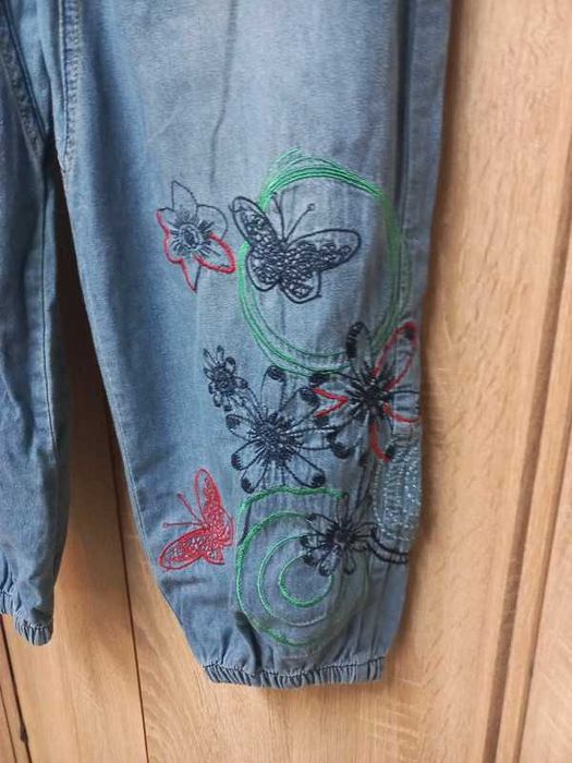 Spodnie obniżony krok hafty cienki jeans r. XS-S