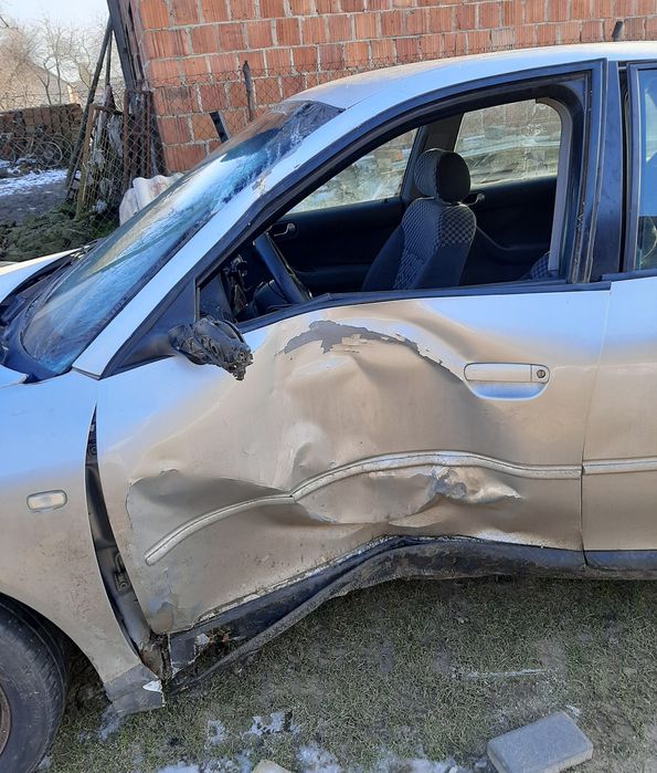 Audi a3 w całośc na czesci, uszkodzone