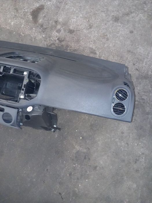 Deska rozdzielcza volkswagen golf 5 plus