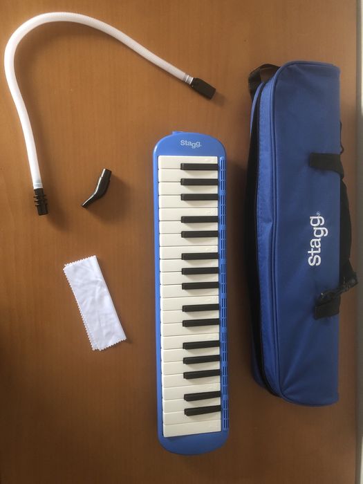 Melodica Stagg Azul