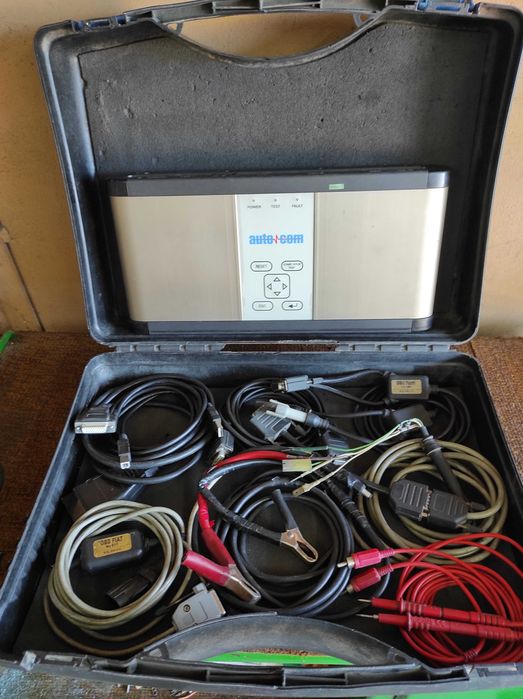 AUTOCOM SDP-оригінал Швеція + бази даних до авто на 32 CD