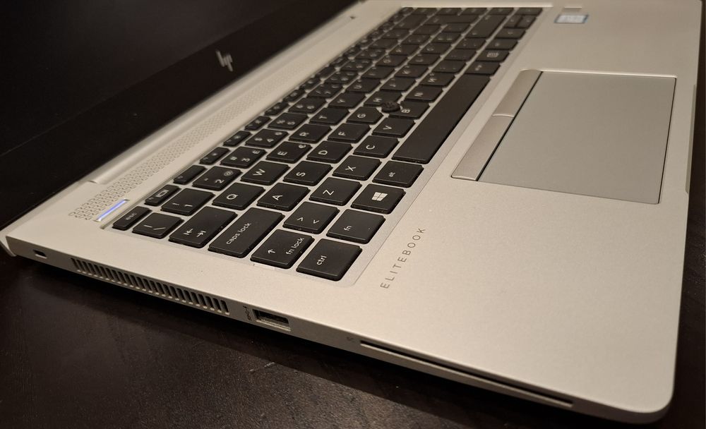 HP EliteBook 840 G6 i5 + Docking Station64283844042625121