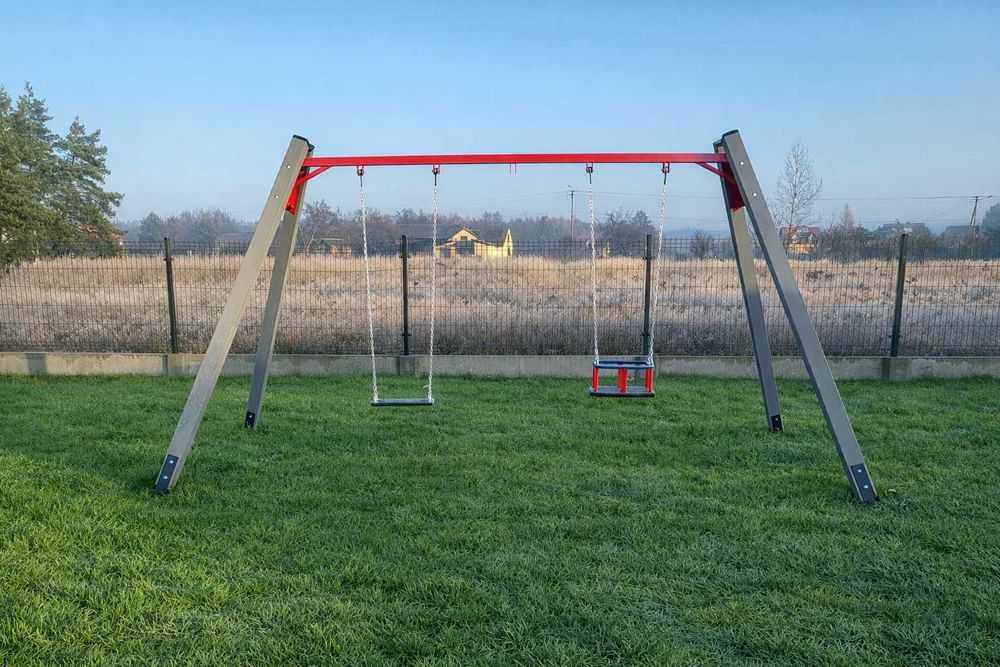 Plac zabaw z Certyfikatem PN-EN 1176 "CHAŃCZA"