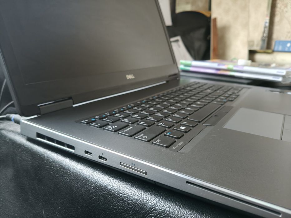 Ноутбук Dell Precision 7740 17.3" I5 9400H RTX3000 6gb 32/512
