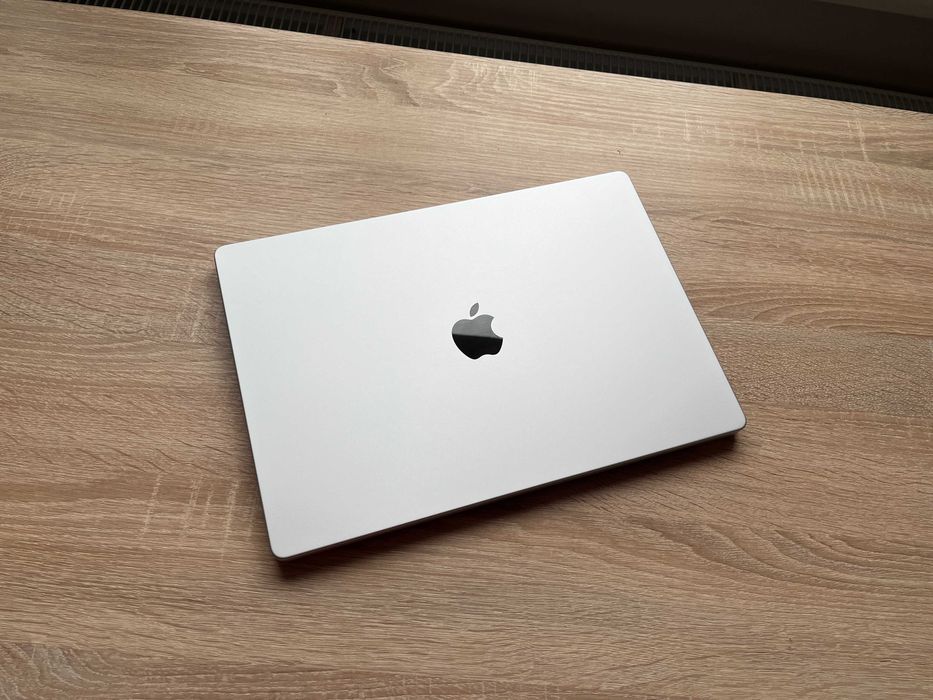 MacBook Pro 16' 2021р.  M1 PRO 16 GPU / 16Gb RAM_512gb SSD_ 111 циклів