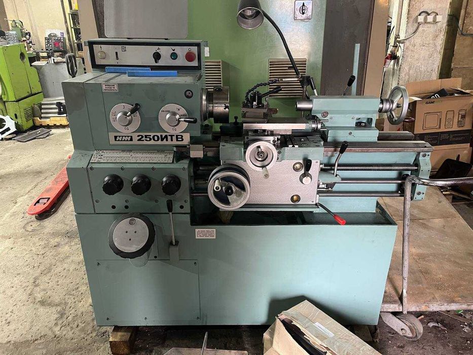 Токарні послуги. Металообробка