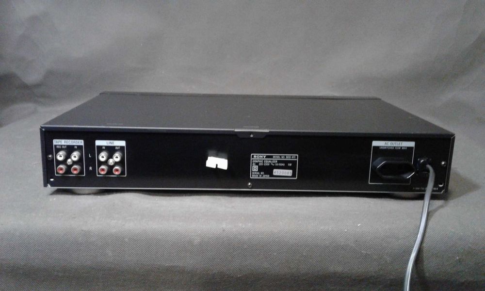 SONY SEQ-411, korektor equalizer