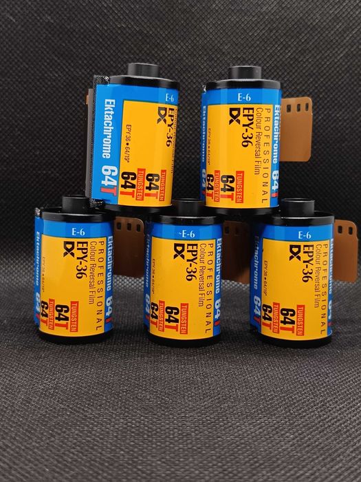 Pack de rolos fotográficos Kodak Ektachrome 64T (35mm film)