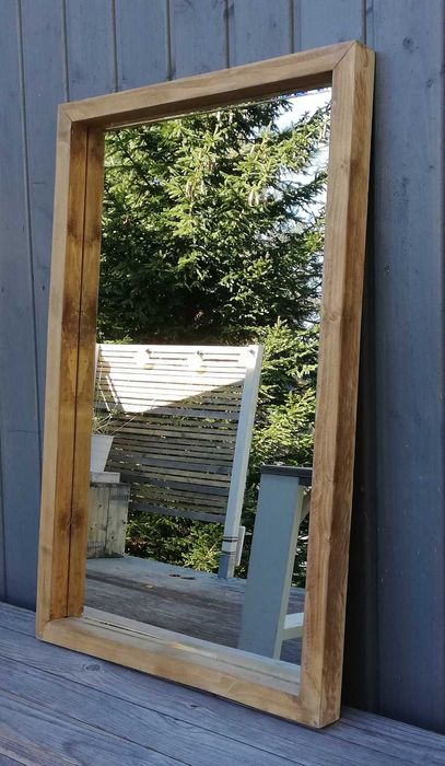 Lustro w drewnianej ramie na wymiar Gdynia