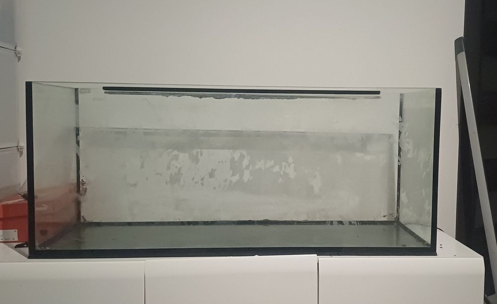 Akwarium 240l szczelne