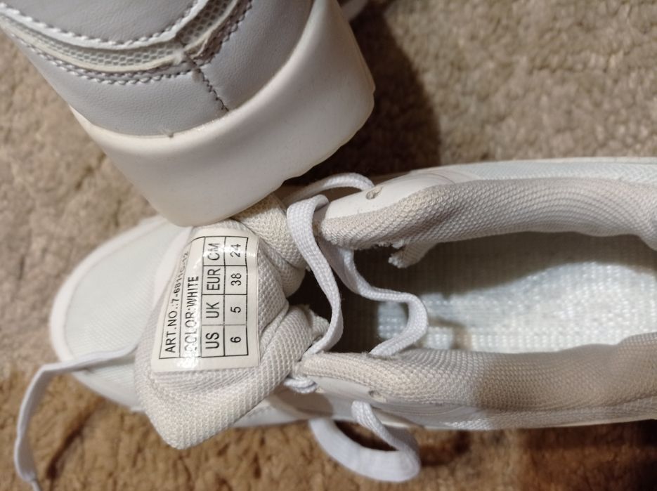 Кросівки 38 роз.