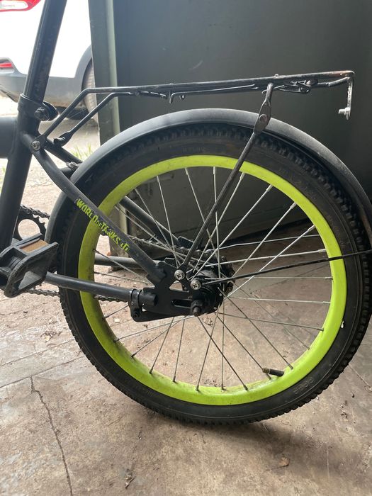 Велосипед на 6-9 років