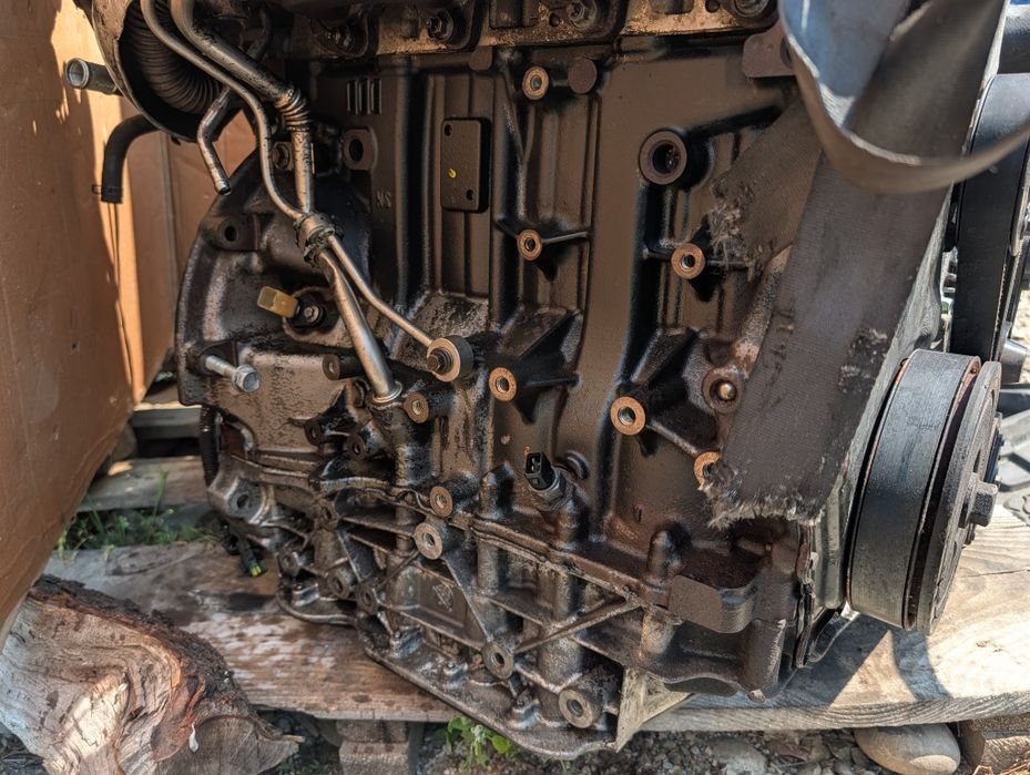 Двигун м9r nissan x-trail renault trafic opel vivaro 2.0 dci