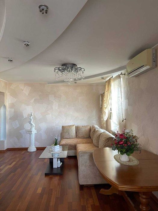 Продаж дворівневої квартири з ремонтом