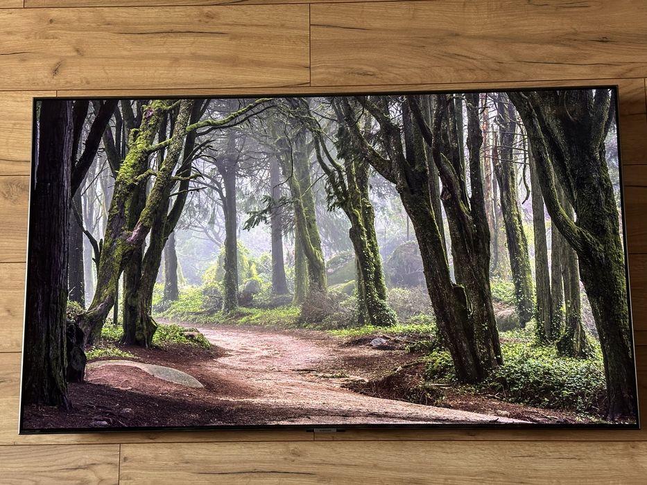 Телевизор SAMSUNG 55” под PS5 или 4pro QE55Q80TAUXUA